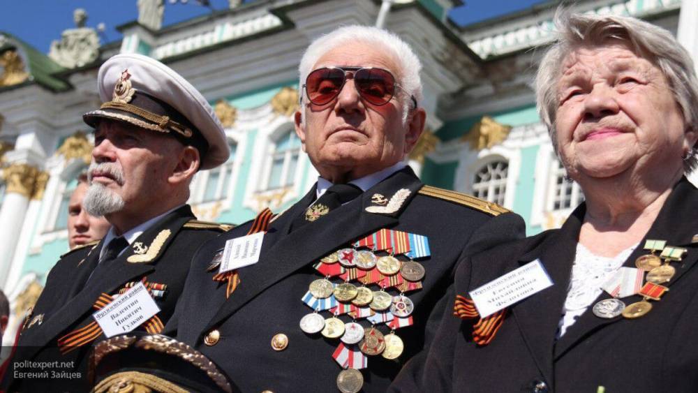 Ветеранские организации РФ призвали перенести парад Победы