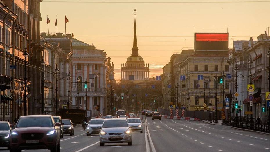 Петербург ухудшил позиции по индексу самоизоляции среди городов-миллионников