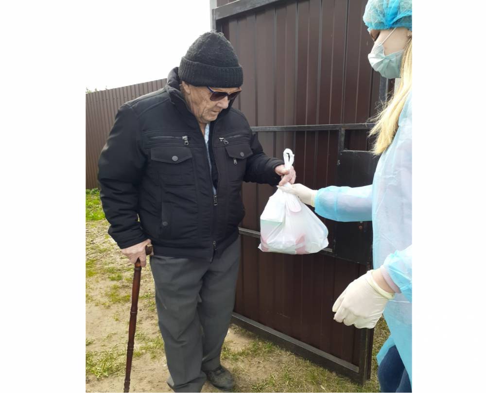 Аркадий Пономарев оказал адресную помощь избирателям
