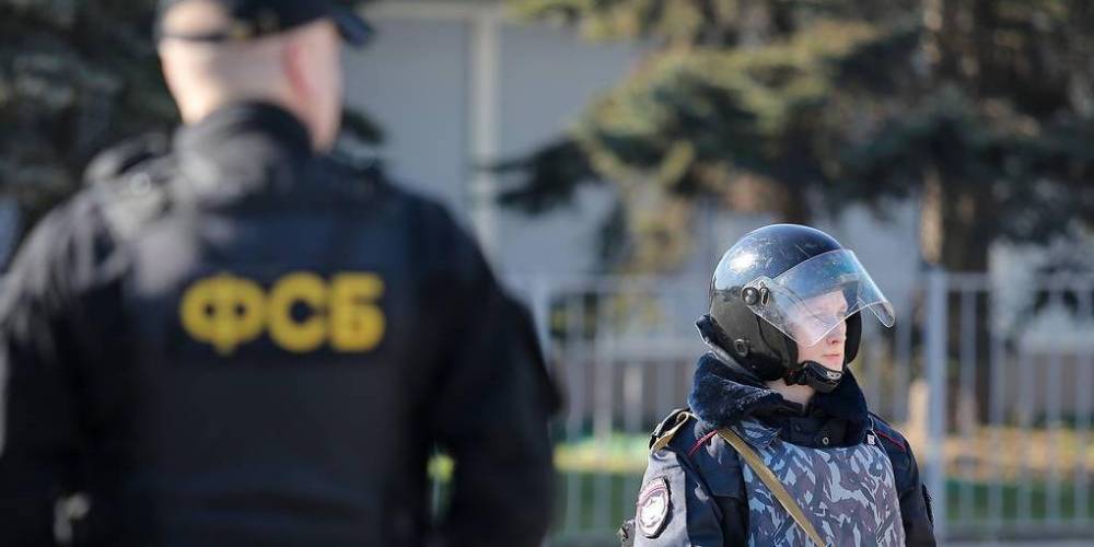 ФСБ задержала в Крыму украинских разведчиков, готовивших теракты