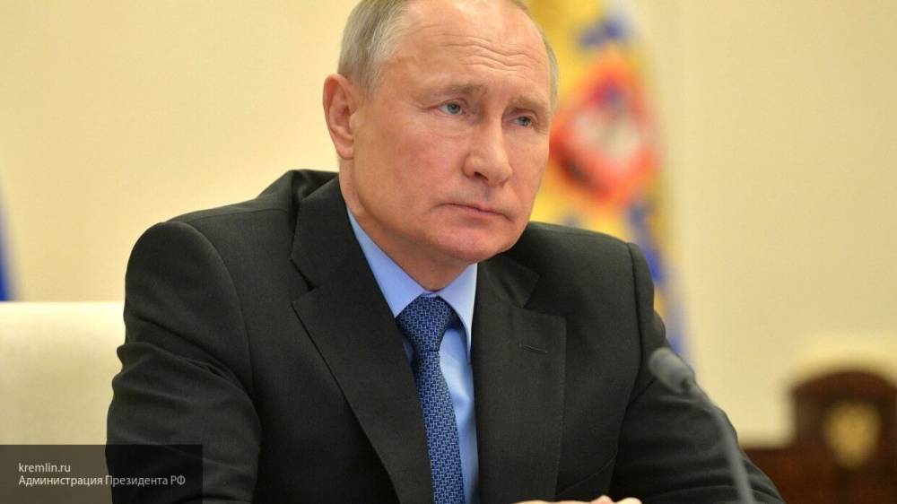 Путин поручил оказать финансовую помощь малому и среднему бизнесу