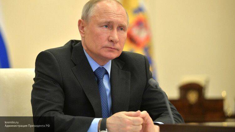 Путин освободил от НДФЛ врачей, борющихся с коронавирусом