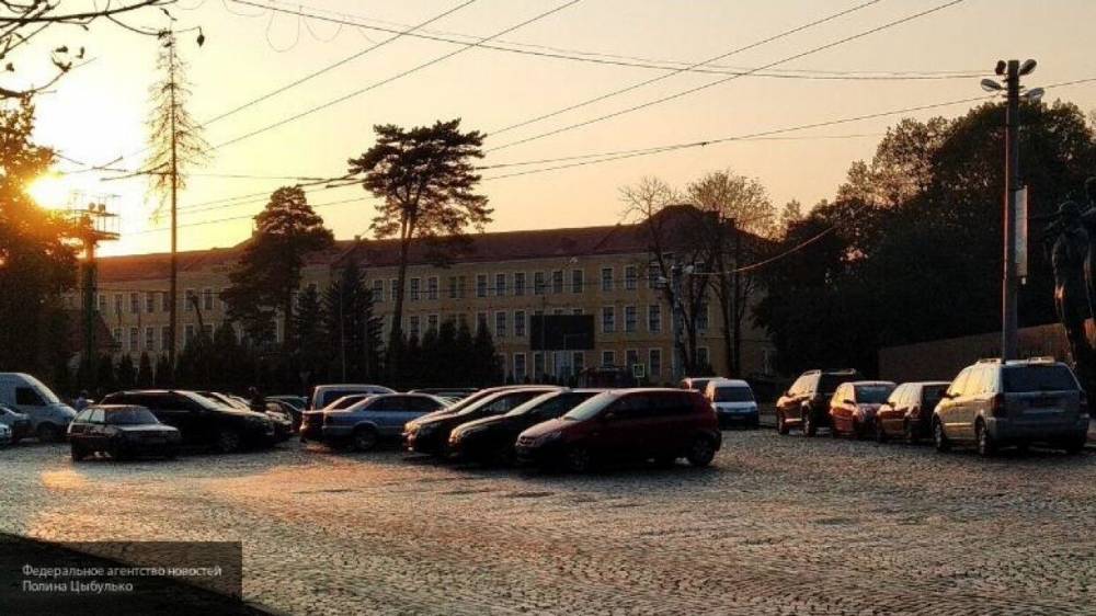 Один человек погиб при взрыве у больницы во Львове