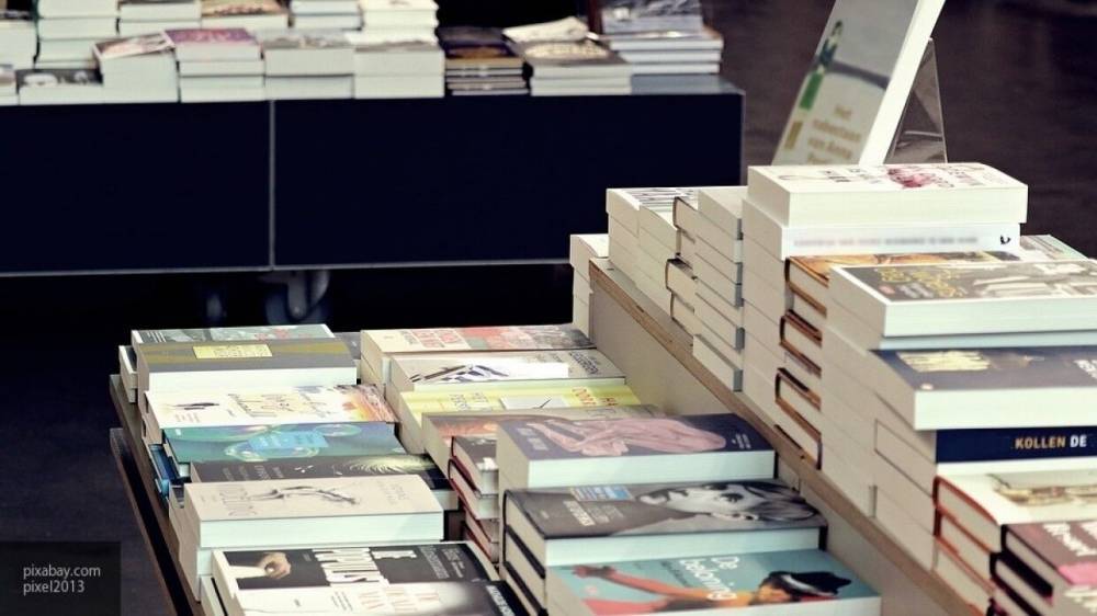 Литераторы и издатели просят кабмин РФ поддержать книжную индустрию