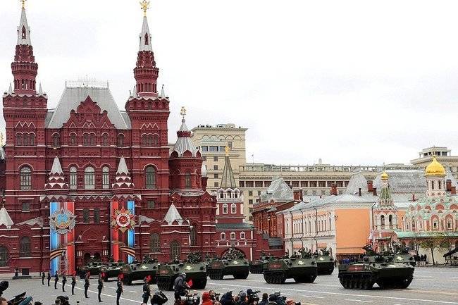 В Кремле решили перенести парад Победы