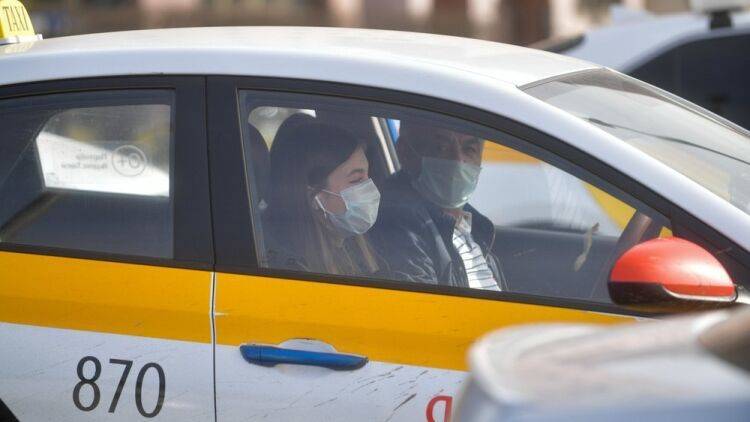 Коронавирус против такси: сервисы перевозок рассказали о влиянии пандемии на рынок