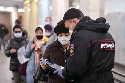 Оценена вероятность заразиться коронавирусом в очередях в московском метро