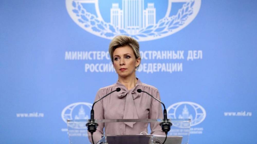 Захарова сравнила поведение НАТО с игрушечной машинкой, упершейся в стену