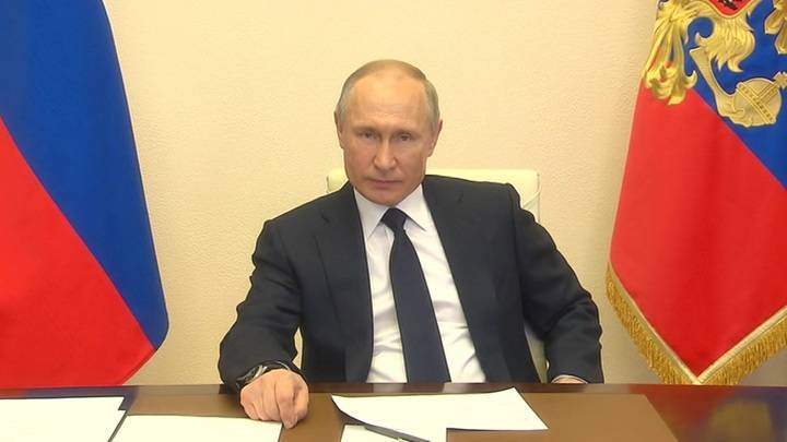 Владимир Путин поручил правительству разработать меры экономической помощи