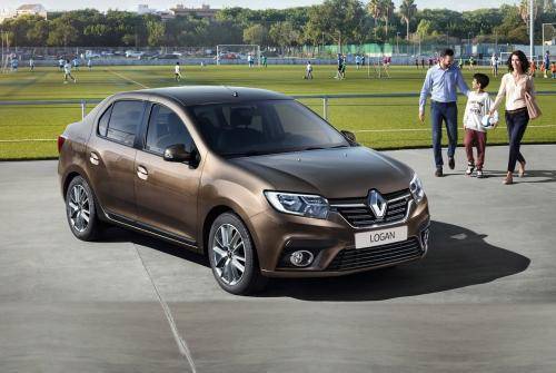 Надежность, комфорт и динамика за 600 тысяч: Чем б/у Honda Accord VIII лучше нового Renault Logan