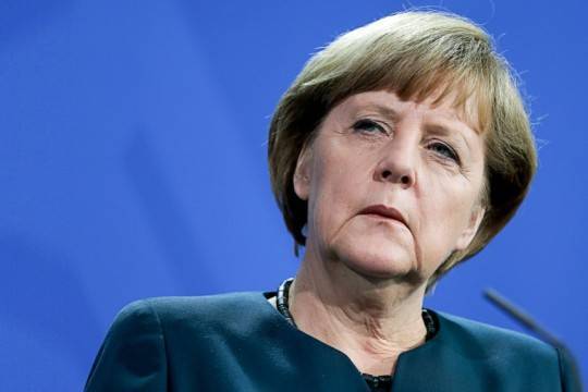 Меркель анонсировала частичное снятие карантина в Германии