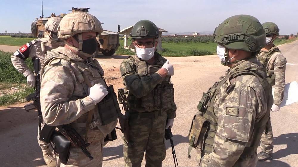 Россия и Турция провели четвертое патрулирование трассы в Идлибе
