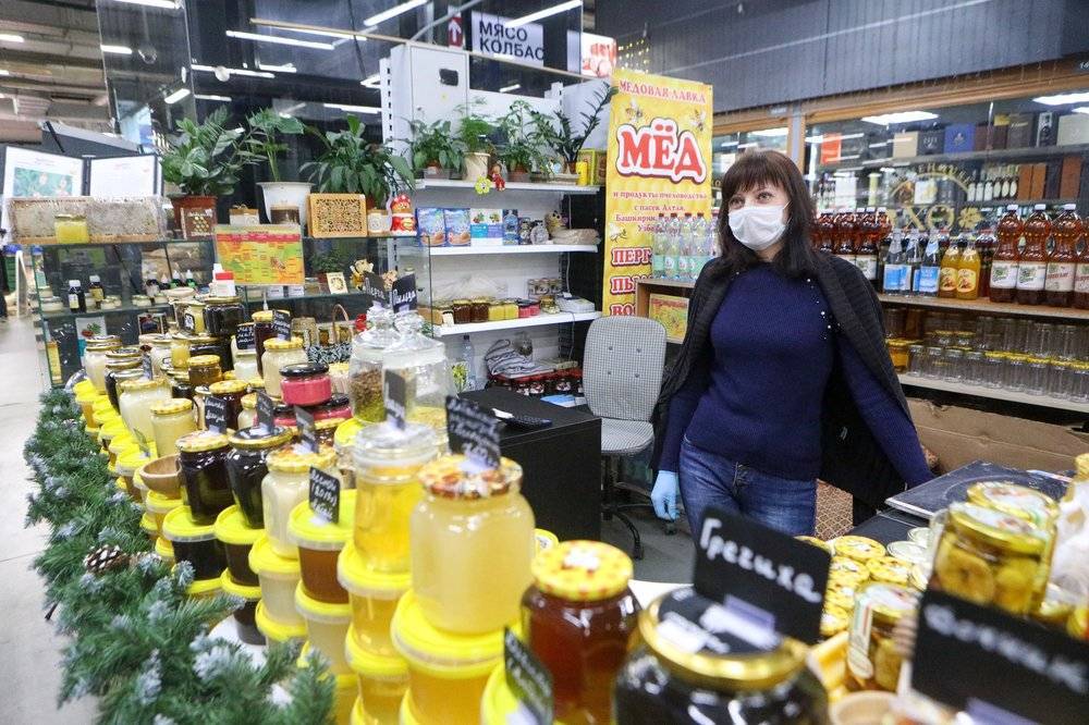 "Гречки всем хватит": власти Москвы опровергли введение карточек на продукты