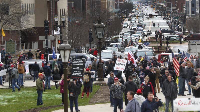 В Мичигане прошла акция протеста против запрета на выход из дома