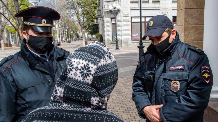 Полиция подвела итоги первого дня "ужесточения контроля" в Крыму