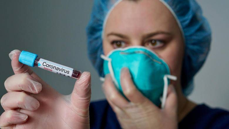 В Заводоуковске в больницу самостоятельно приехала женщина с коронавирусом