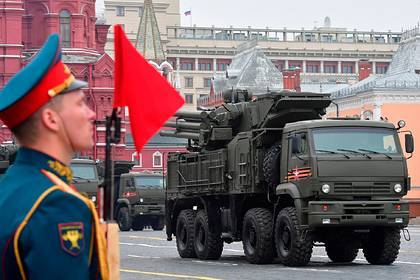 Россиянам пообещали масштабный парад Победы до конца года