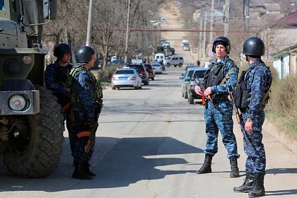 В Дагестане у стрелявшего по спецназу мужчины нашли бомбу