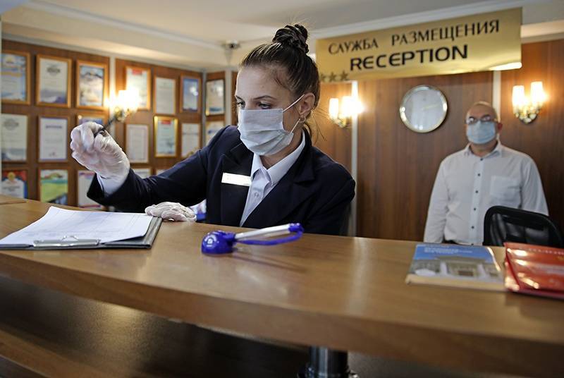Собянин поручил предоставить медикам бесплатные места в гостиницах и услуги такси