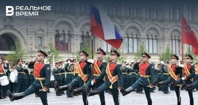 Кремль прокомментировал возможность переноса парада Победы