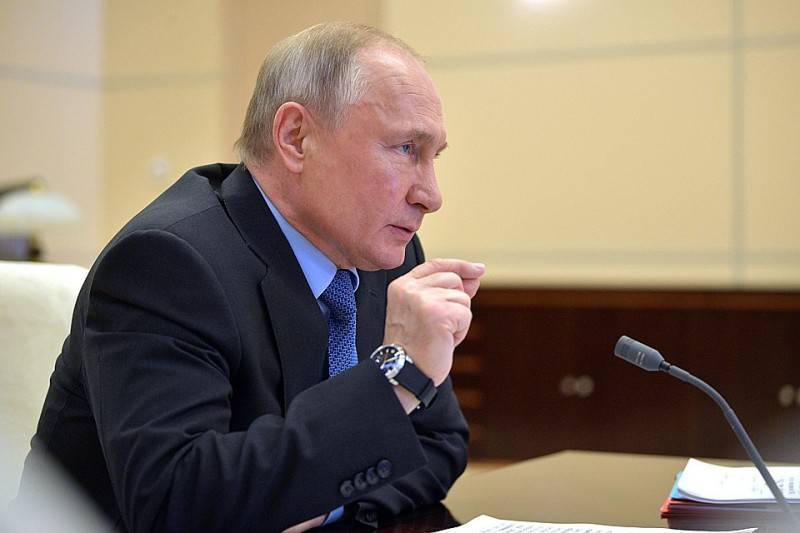 Владимир Путин проведет совещание с Совбезом: прямая онлайн-трансляция