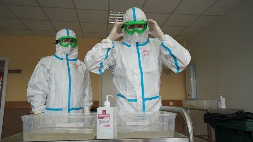 Российские студенты-медики помогают врачам бороться с коронавирусом