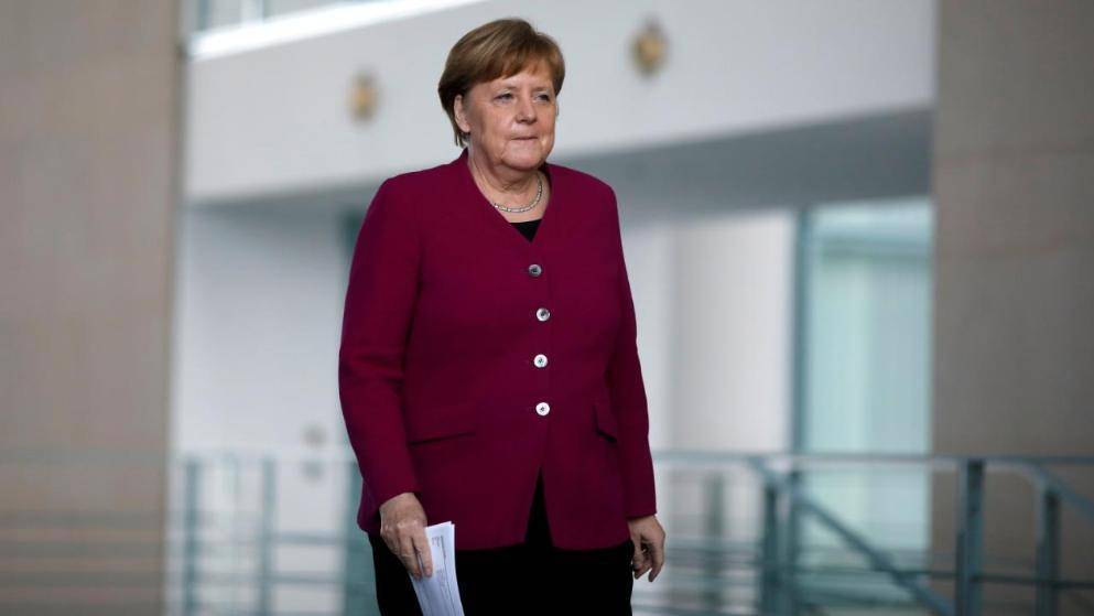 Меркель: «Никаких крупных мероприятий до 31 августа!»