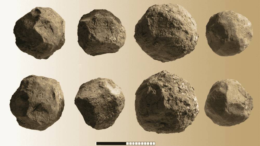 Израильские ученые объяснили, как древние люди использовали каменные шары