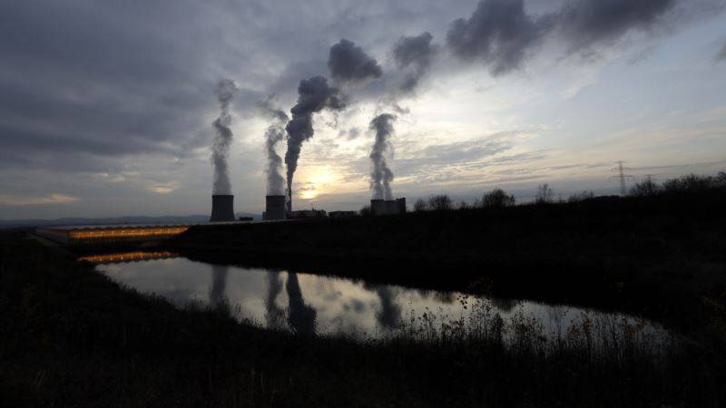 Источники: администрация смягчит ограничения по выбросам ртути для угольных электростанций