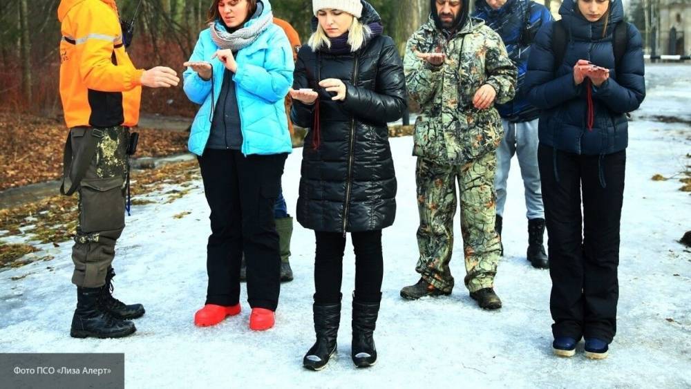 Волонтеры ищут девушку из Барнаула с родинкой над губой