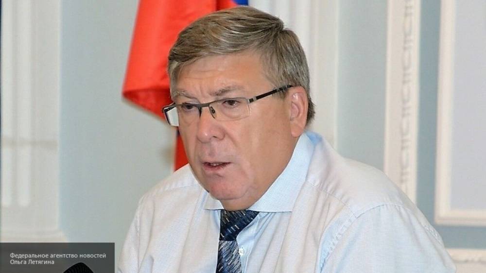 Сенатор Рязанский назвал ожидаемой ситуацию с принудительными увольнениями