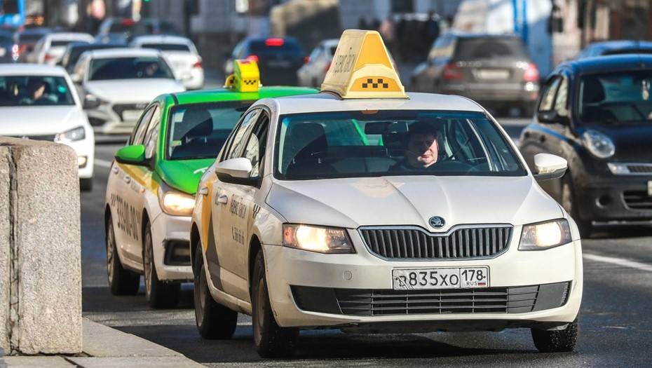 В Карелии ограничили перевозки пассажиров на такси