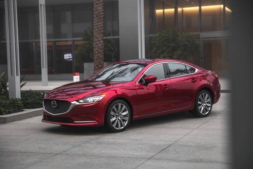 Mazda 6 больше не конкурент «Камри»: Как и почему «японец» вырастет и станет лучше всех в классе