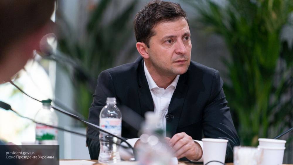 Киевский политолог предсказал побег Зеленского из Украины в случае невыдачи МВФ кредита