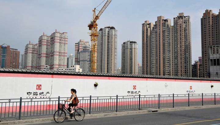 Инвестиции в недвижимость в Китае в январе-марте упали на 7,7%