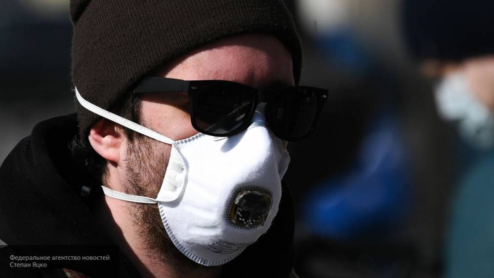 МЧС России рекомендует отказаться от ношения масок на улице в период COVID-19