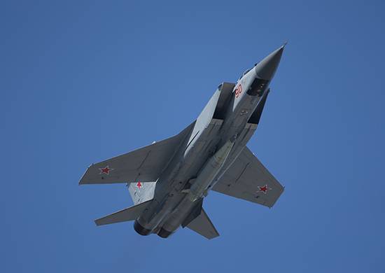 Озвучены основные версии крушения МиГ-31 в Казахстане