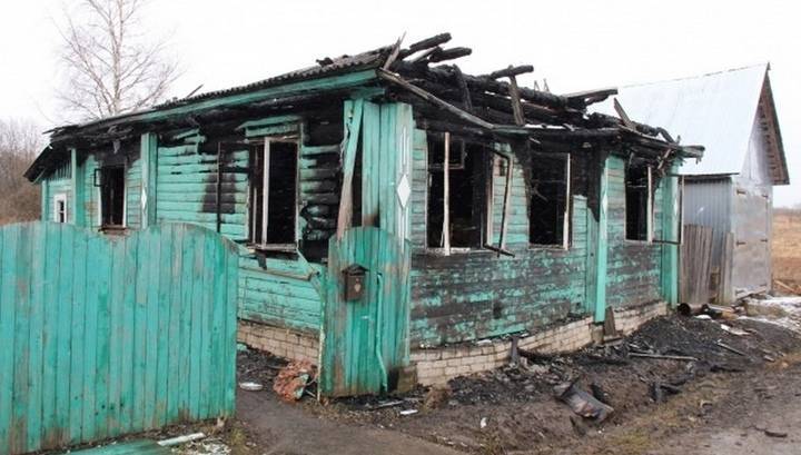 Мэр ярославского города и его супруга погибли при пожаре в своем доме