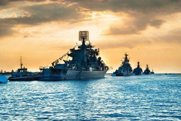 Подразделения Черноморского флота из Крыма перебрасываются в Абхазию