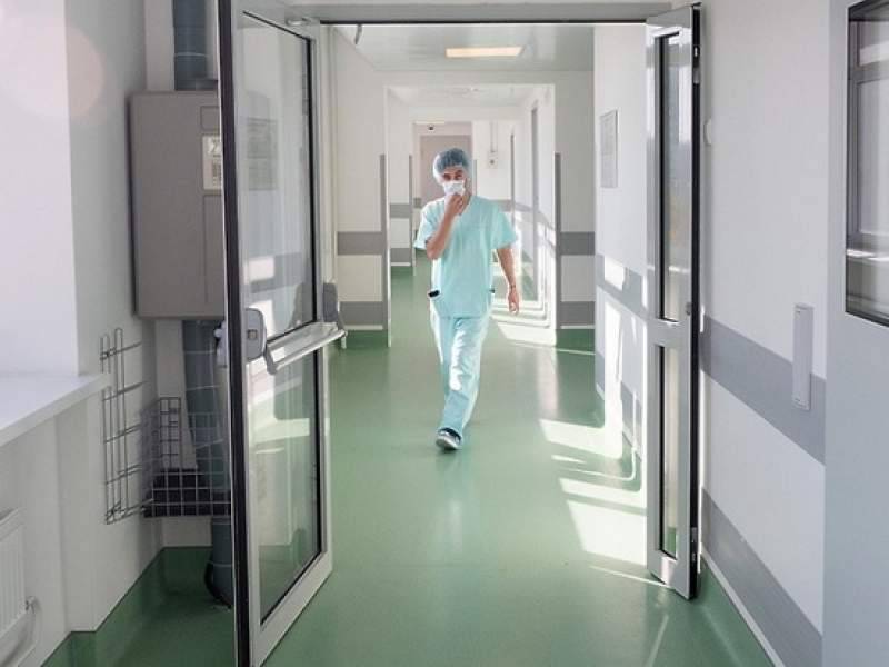 Главврач московской больницы заявил о работе на пределе возможностей