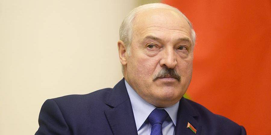 Лукашенко похвастался системой здравоохранения, позволившей не вводить карантин, как в Москве