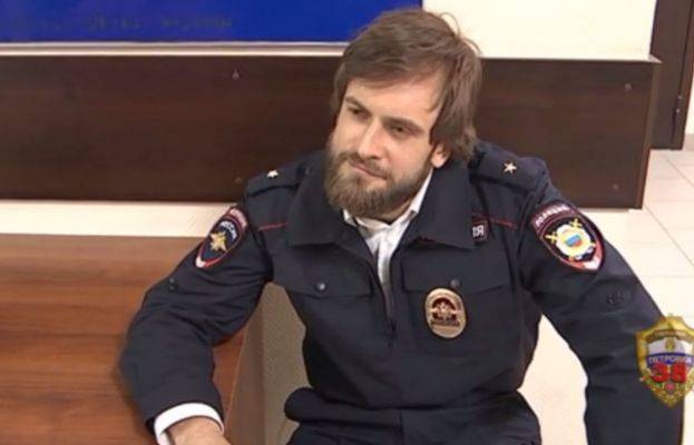 В Москве задержали плясавшего участника Pussy Riot, переодетого полицейским