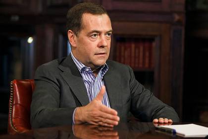 Медведев допустил ужесточение мер из-за тревожной ситуации с коронавирусом