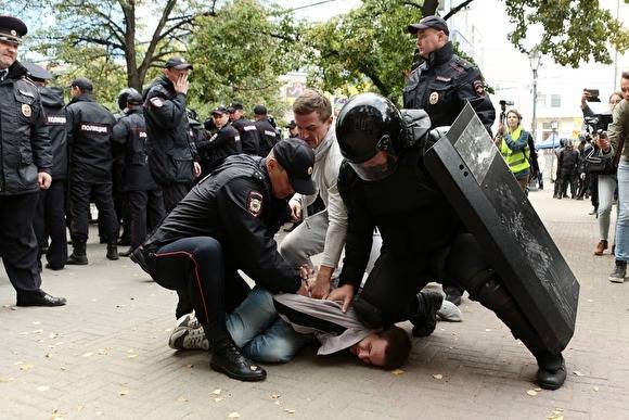 Свердловская область вошла в пятерку регионов-лидеров по делам о незаконных митингах