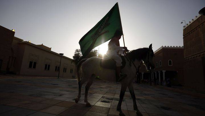 Саудовская Аравия столкнулась со вспышкой коронавируса, имея сильное финансовое положение
