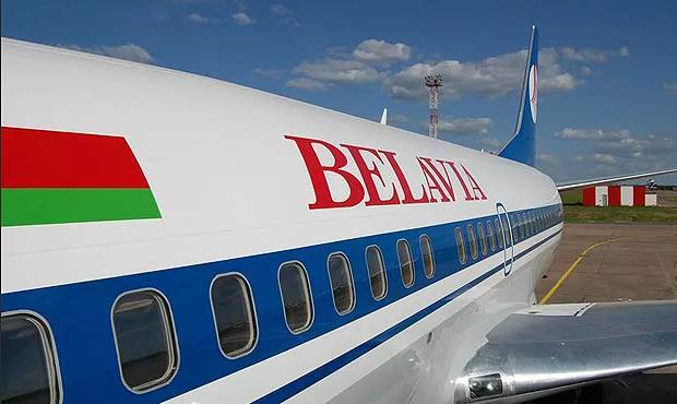 Александр Лукашенко распорядился вернуть домой застрявших за границей белорусов