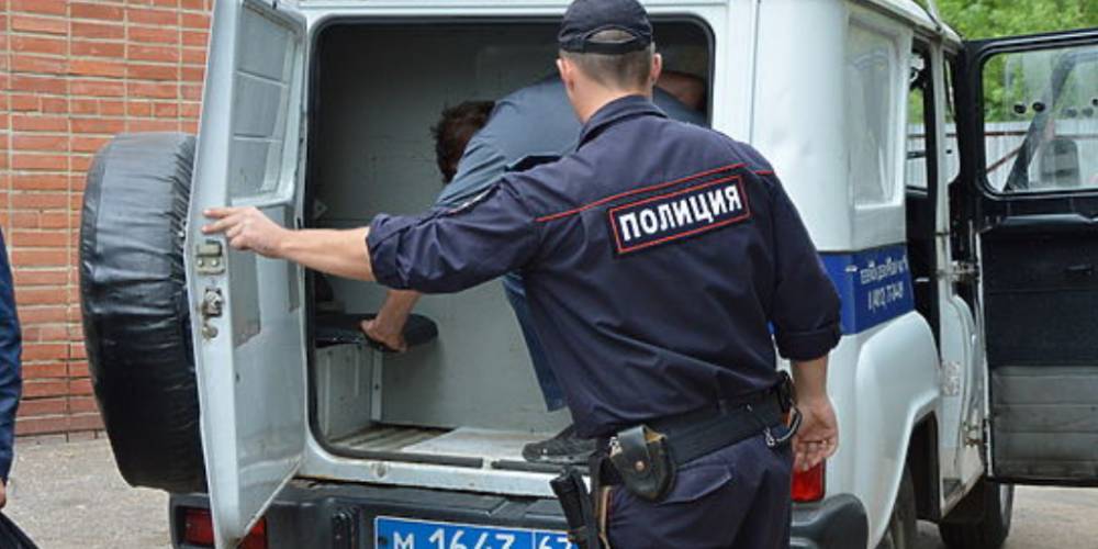 В Сочи нарушивший режим самоизоляции бомж поставил в тупик полицейских