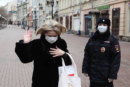 Россиянам рассказали о влиянии погоды на эффективность масок