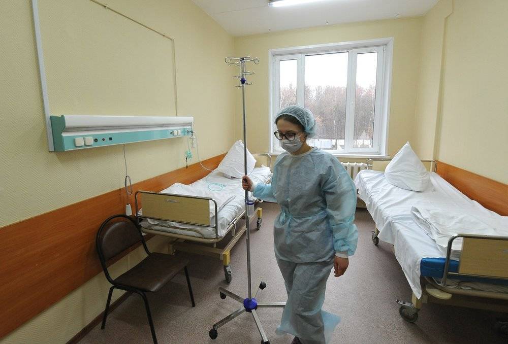 Четыре тысячи дополнительных коек для больных COVID-19 введут в Москве