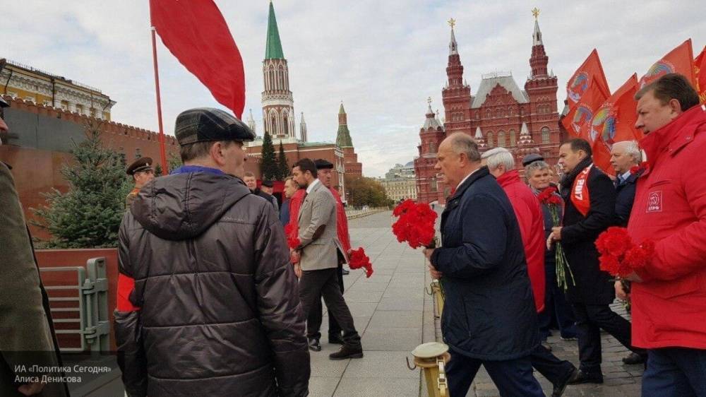 КПРФ готова пренебречь здоровьем сторонников партии ради юбилея Ленина